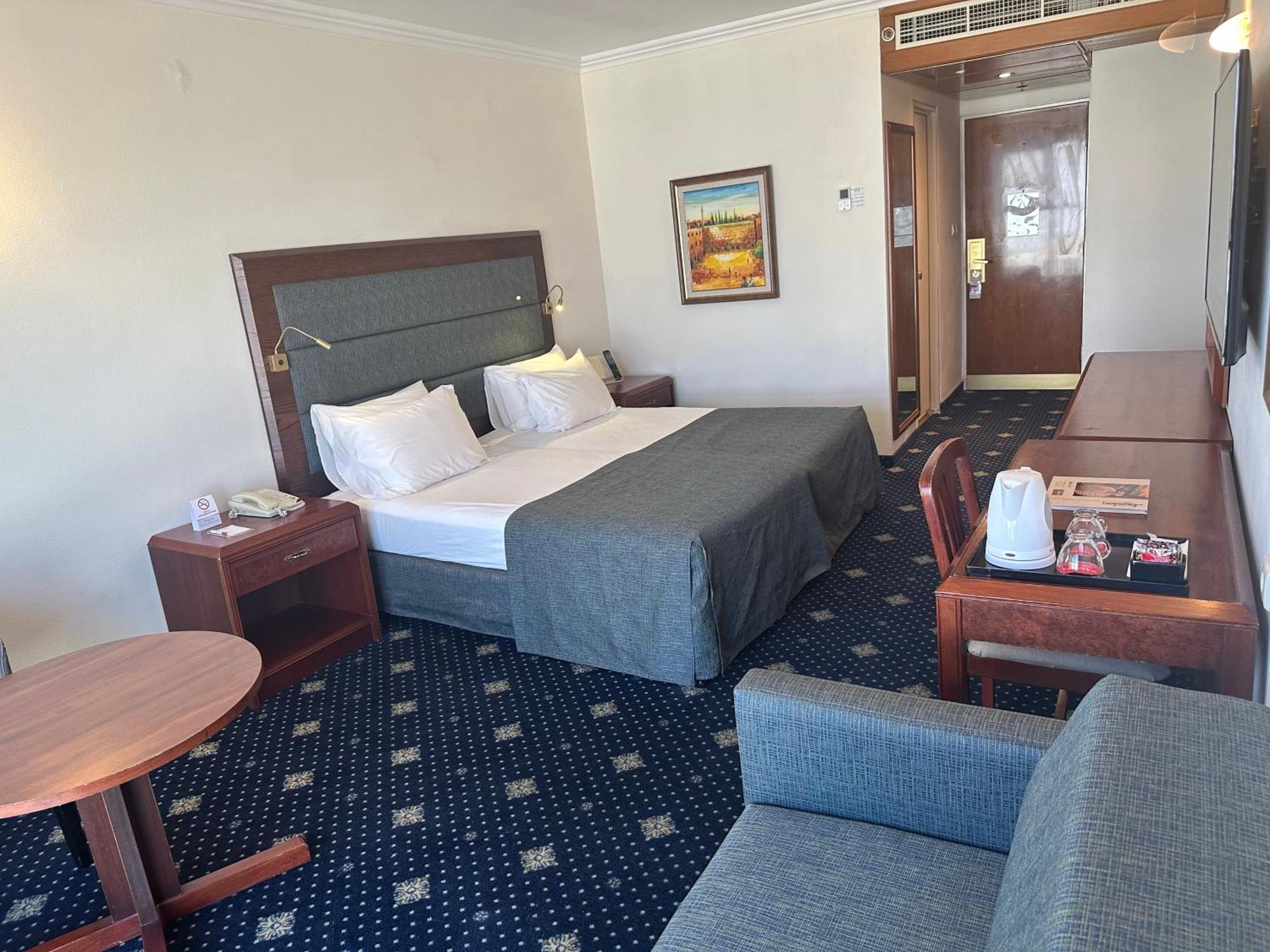 Ramada Jerusalem Hotel Εξωτερικό φωτογραφία